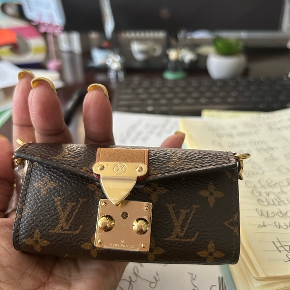 Bitsy Pouch summer 2023 Cruise Collection - Picture 12 of 12